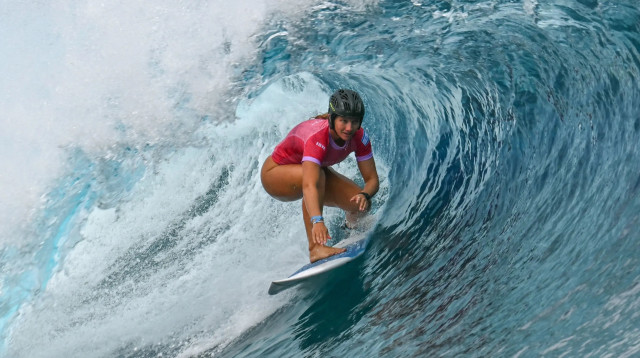 גולשת הגלים ענת ליליאור (צילום: GettyImages)
