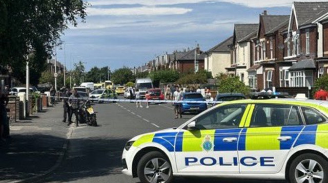 אירוע דקירה באנגליה (צילום: רשתות חברתיות)