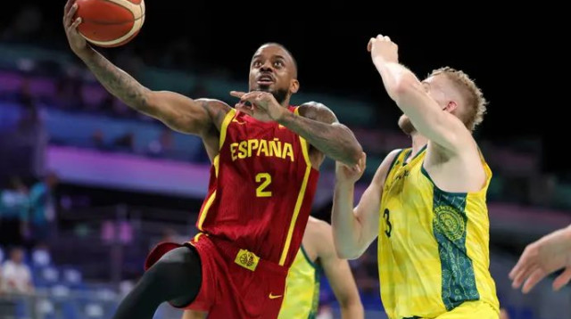 יתאושש? לורנזו בראון נגד אוסטרליה (צילום: GettyImages, Christina Pahnke)