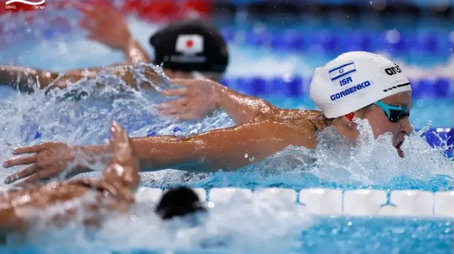 פתחה טוב, והתעייפה. גורבנקו (צילום: הוועד האולימפי בישראל, אנסטסיה גורבנקו, שחיינית יש)