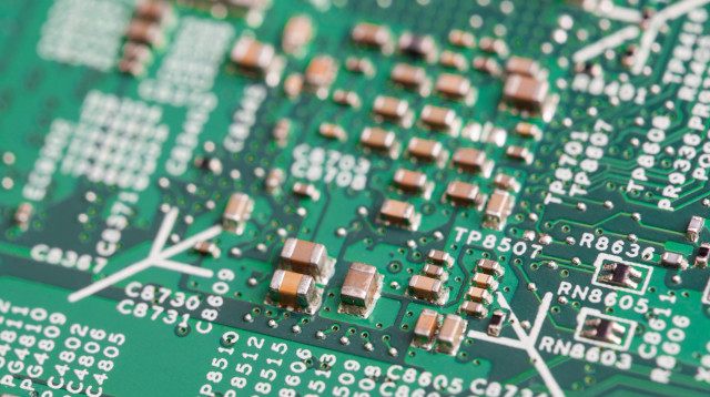 רכיבים אלקטרוניים (צילום: אינגאימג')
