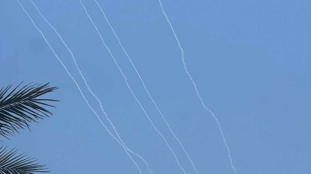 רקטה בגן יבנה (צילום: שימוש לפי סעיף 27 א')