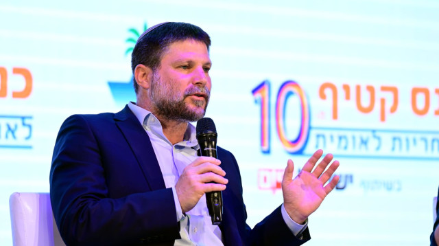 בצלאל סמוטריץ' בכנס קטיף (צילום: יוסי זליגר)