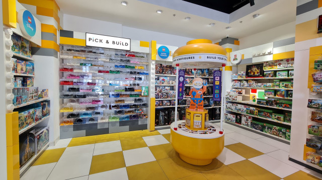 חנות הדגל של לגו בקניון שער הצפון  (צילום: יח"צ)