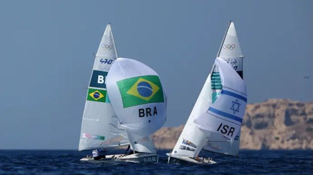 הופעה מכובדת. נועה לסרי וניתאי חסון (צילום: רויטרס)