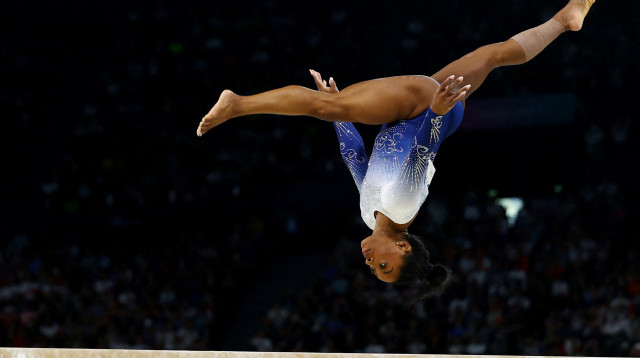 סימון ביילס באולימפיאדת פריז (צילום: רויטרס)