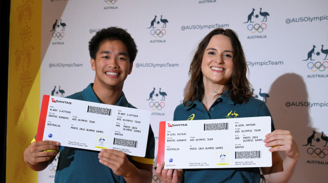 רייצ'ל גאן (מימין) (צילום: רויטרס)