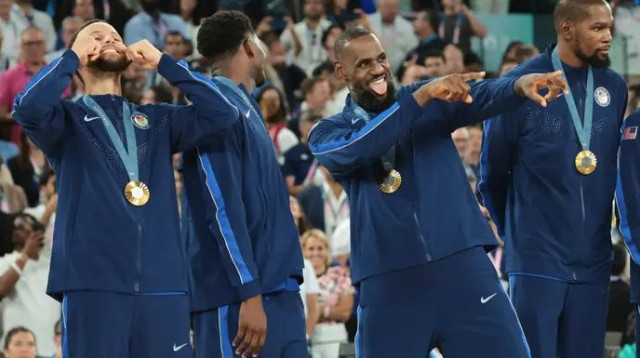 מי מהם יגיע ללוס אנג'לס 2028? קרי, לברון ודוראנט (צילום: GettyImages, Jean Catuffe)