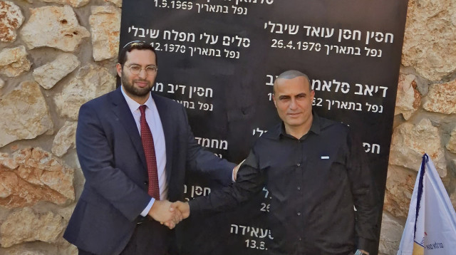 האנדרטה לחללי צה"ל ביישוב שיבלי  (צילום: דוברות היישוב)