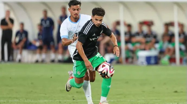 הרבה חילופים במחצית השנייה. שיבלי (צילום: לירון מולדובן)