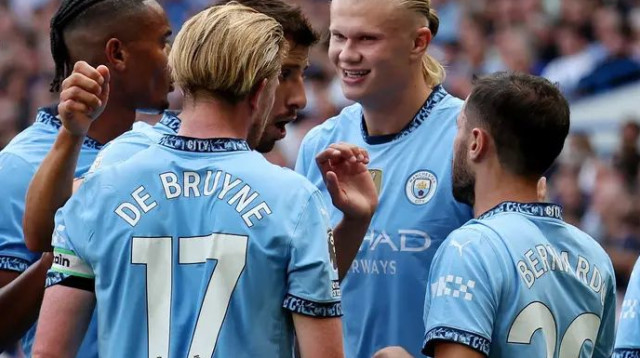 לא לקח לו הרבה זמן להיכנס לעניינים. הולאנד (צילום: רויטרס)