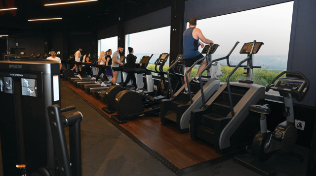 קבוצת הולמס פלייס משיקה את מועדון אייקון פיטנס בבית שאן  (צילום: חברת אייקון)