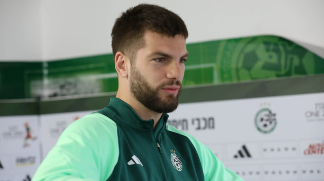 שחקן מכבי חיפה, לורנצו שימיץ' (צילום: שלומי גבאי)