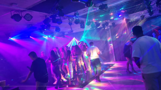 בת מצווה במועדון: חגיגה בלתי נשכחת עם אטרקציות מלהיבות (צילום: מועדון סקופקטאר)