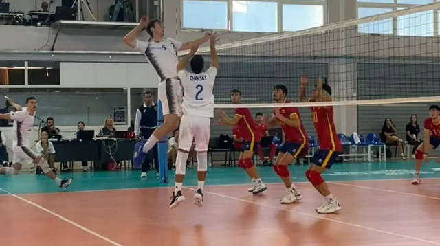 נבחרת הכדורעף של ישראל עד גיל 20 (צילום: תיעוד ברשתות חברתיות לפי סעיף 27 א' לחוק זכויות יו)