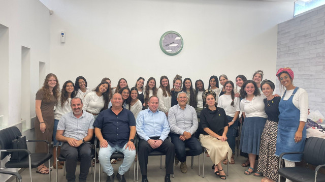 השירות הלאומי-אזרחי (צילום: רשות השירות הלאומי אזרחי)