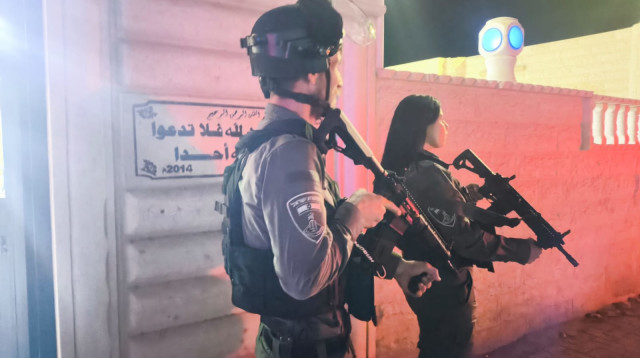 כוחות מג"ב (צילום: דוברות המשטרה)