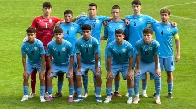 תוצאה מכובדת. נבחרת נערים א' (צילום: אתר רשמי, ההתאחדות לכדורגל)