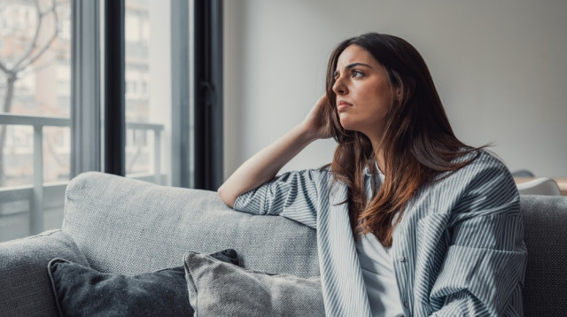 סימני האזהרה לאובדנות. התעסקות במוות ותכנון מוקדם (צילום: שאטרסטוק)