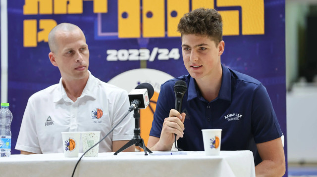 אדם אריאל, שמוליק ברנר, עירוני רמת גן (צילום: לירון מולדובן)