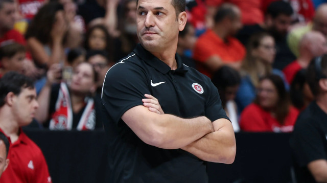 יונתן אלון מאמן הפועל ירושלים (צילום: דני מרון)