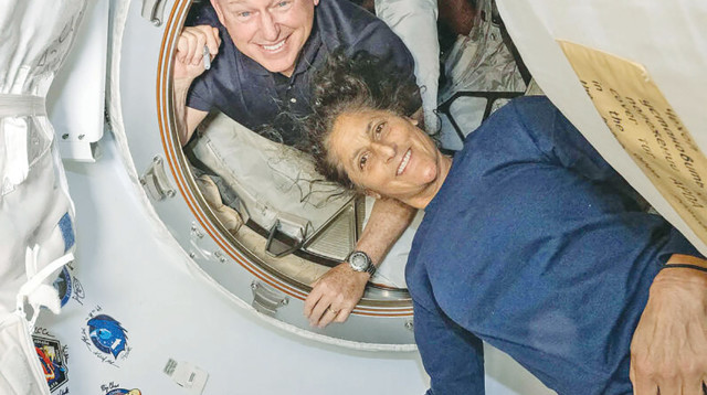 אסטרונאוטים בחלל (צילום: סוכנות החלל נאסא)