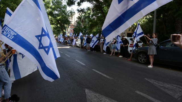 שיירת הדגלים לזכרו של רס"מ במיל' דניאל אלוש ז"ל (צילום: אבשלום ששוני)