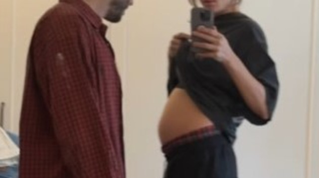 מזל טוב. נגה ארז חושפת הריון ראשון (צילום: צילום מסך אינסטגרם)