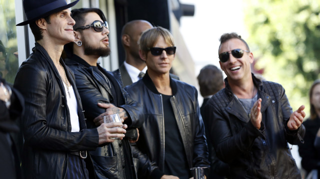 חברי להקת "ג'יינס אדיקשן" (צילום: רויטרס)