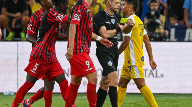 דוד פוקסמן, ווסלי פטאצ'י, שחקני הפועל ירושלים (צילום: ברני ארדוב)