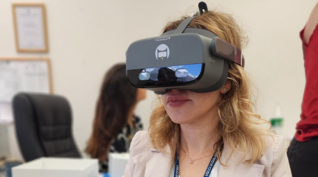 משקפי VR. אחיות מתאמנות בהכנה לניתוחים (צילום: המרכז הרפואי הלל יפה)
