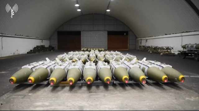 חימושים חיל האוויר (צילום: דובר צה"ל)