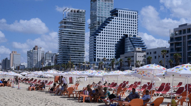 חוף הים בתל אביב (צילום: אבשלום ששוני)