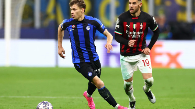 ניקולו בארלה אינטר לצד תאו הרננדז מילאן (צילום: GettyImages)