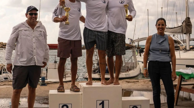 פודיום גברים אליפות ישראל בגלישת רוח (צילום: אתר רשמי, איגוד השייט)