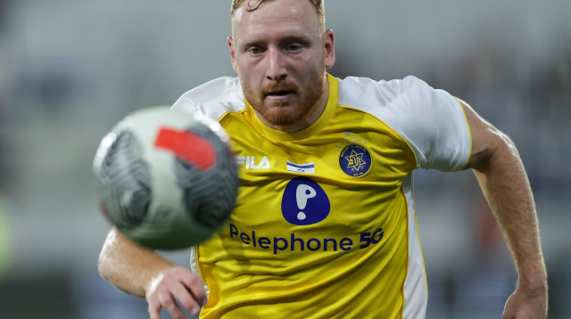 שחקן מכבי תל אביב, עידו שחר (צילום: GettyImages, Srdjan Stevanovic)