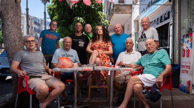 "100 גברים" (צילום: יאיר מיוחס)