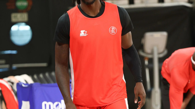 ג'ונתן מוטלי, שחקן הפועל תל אביב (צילום: דני מרון)