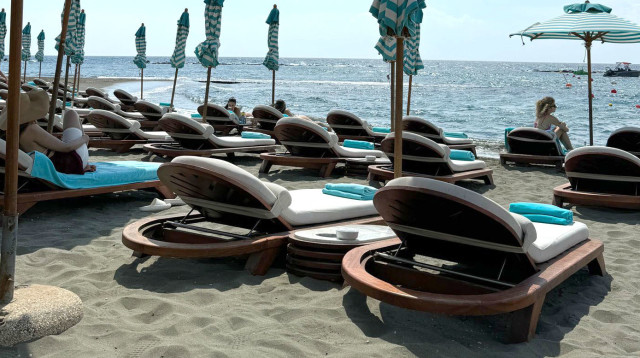 חוף בלימסול (צילום: יובל עיני ומלי דניאלי )