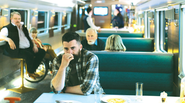 רכבת לילה (צילום: סלקום tv)