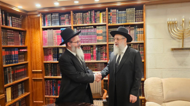 המועמדים המובילים. הרב יוסף והרב הלוי (בהתאמה) (צילום: אבי רבינא)