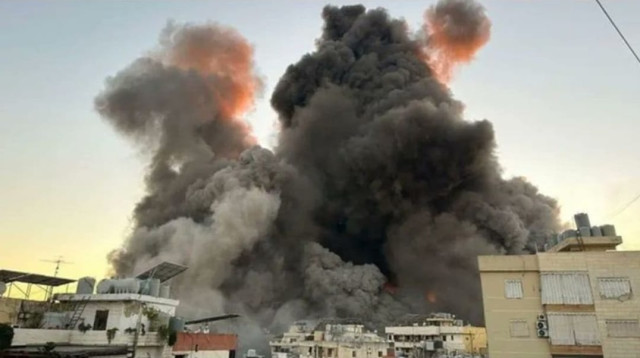 תקיפות בנמל חודיידה בתימן (צילום: רשתות ערביות, שימוש לפי סעיף 27 א')