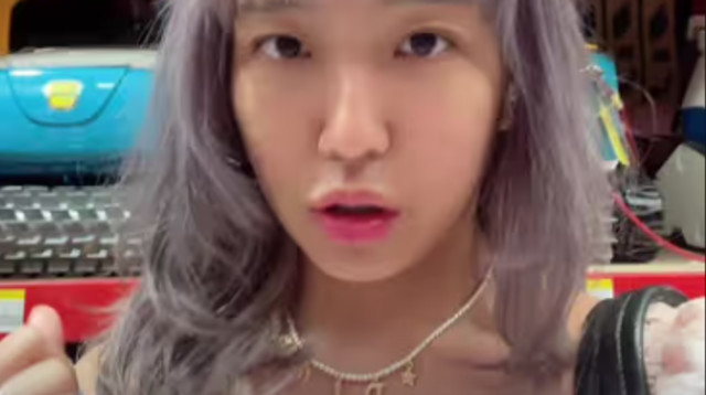 כוכבת אונליפנס התחילה עם לקוחות בחנות חומרי בניין - והורחקה (צילום: מתוך טיקטוק)