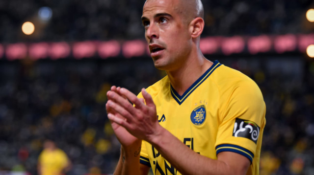 שוב בפתח תקוה. טל בן חיים (צילום: אריאל שלום)