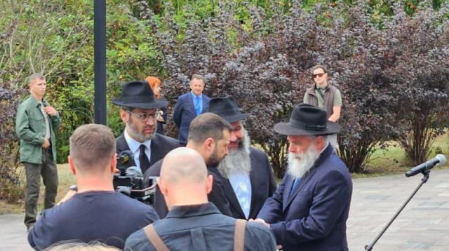 ולדמיר זלנסקי והפדרציה היהודית (צילום: דוברות הקהילה היהודית JCC חב"ד בקייב)