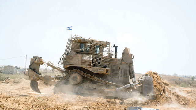 דחפור D9 צהלי (צילום: דובר צה"ל)