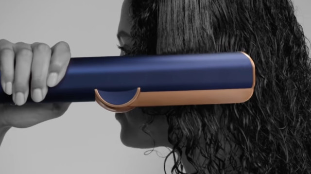 dyson airstrait (צילום: יחצ)