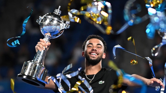 ארתור פיס טניסאי צרפתי, זוכה טורניר טוקיו (צילום: GettyImages, PHILIP FONG/AFP)