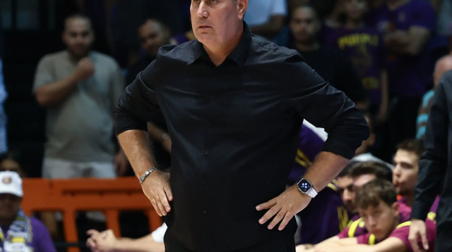 גיא גודס מאמן הפועל חולון (צילום: דני מרון)