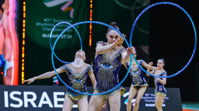 דיאנה סברצוב, מתעמלת אמנותית (צילום: GettyImages, Fabrizio Carabelli/SOPA Images/LightR)